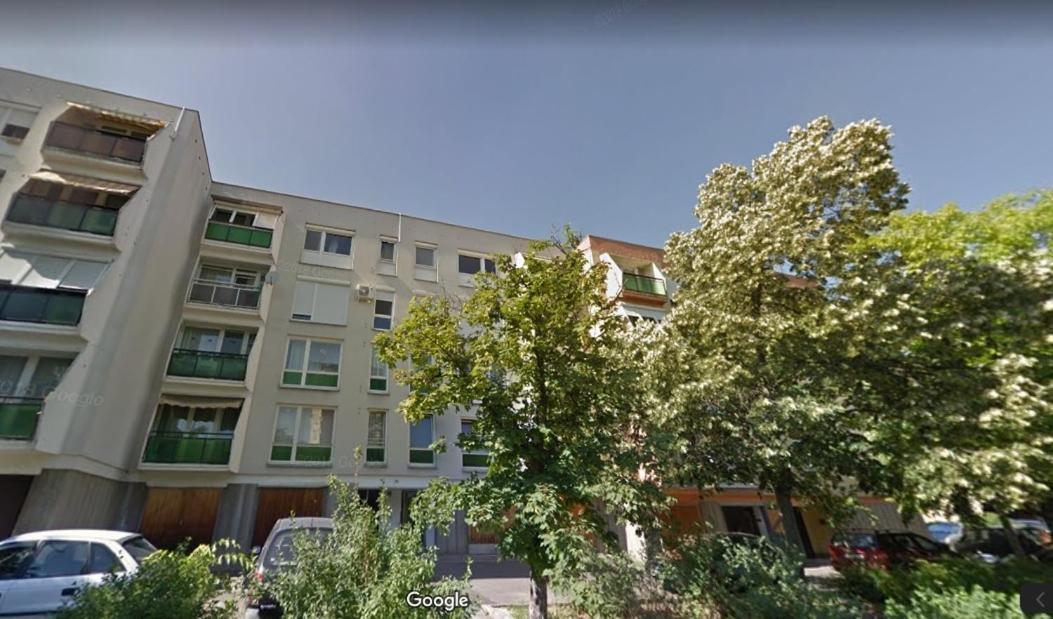 Pecsi Keco - Home Over The City Exterior photo